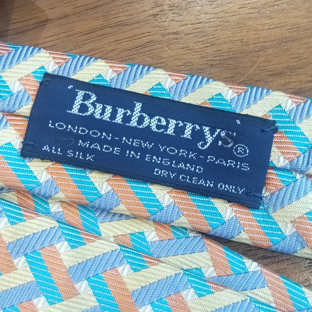Burberry no flaws